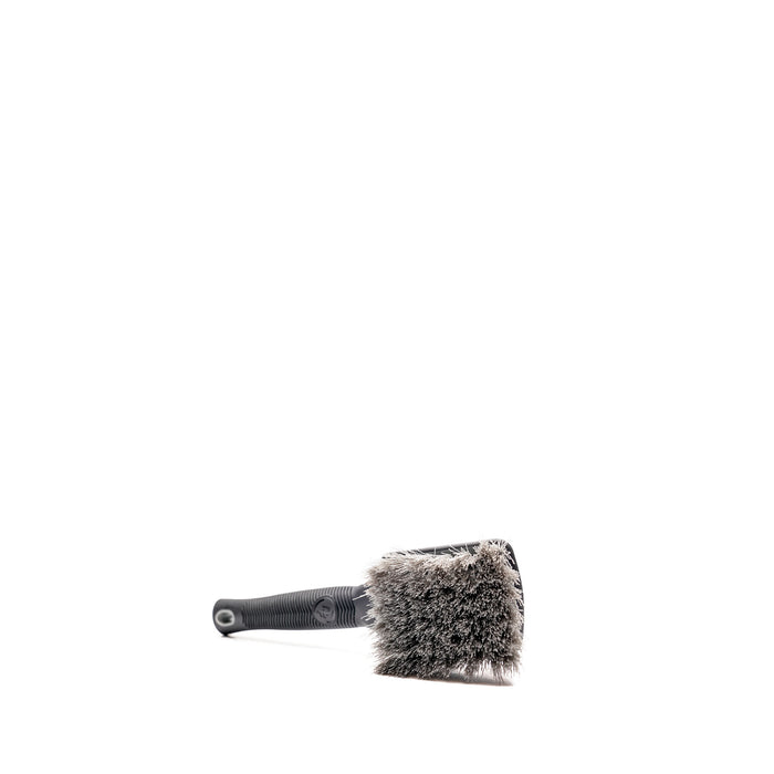 tire brush